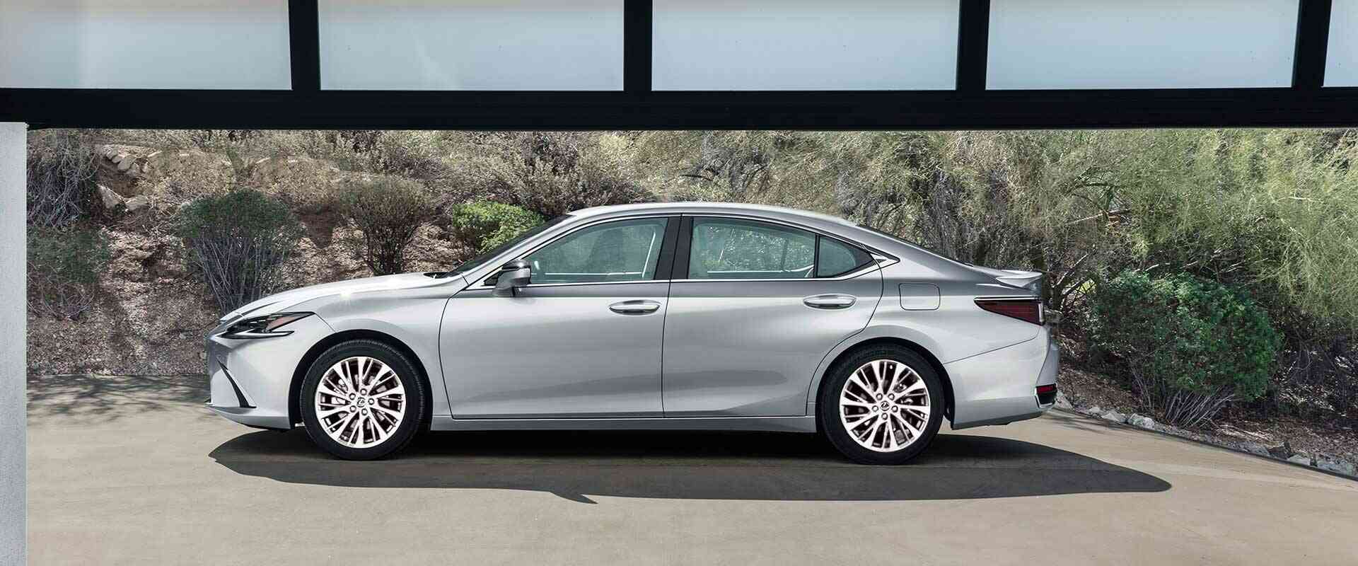 Thiết kế Thân xe Lexus ES300h