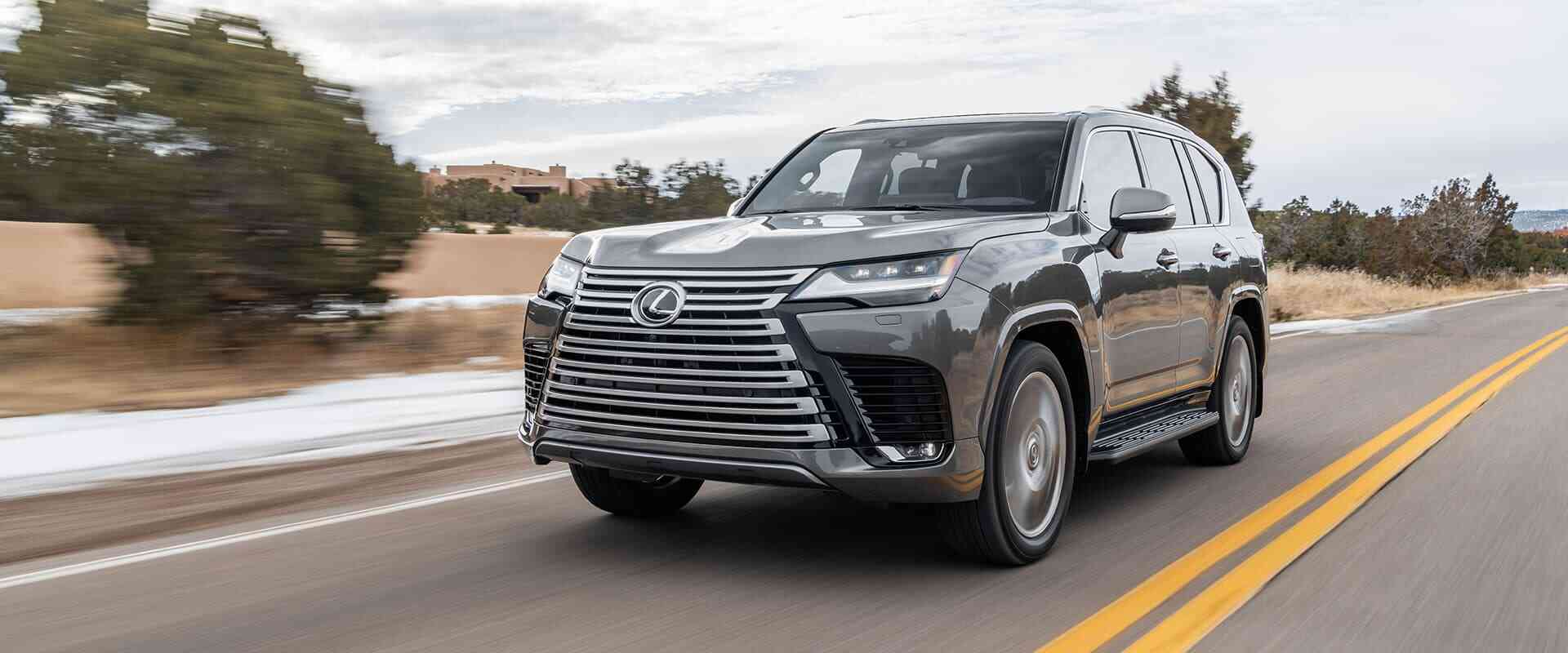 Ngoại thất Lexus LX600 Vip