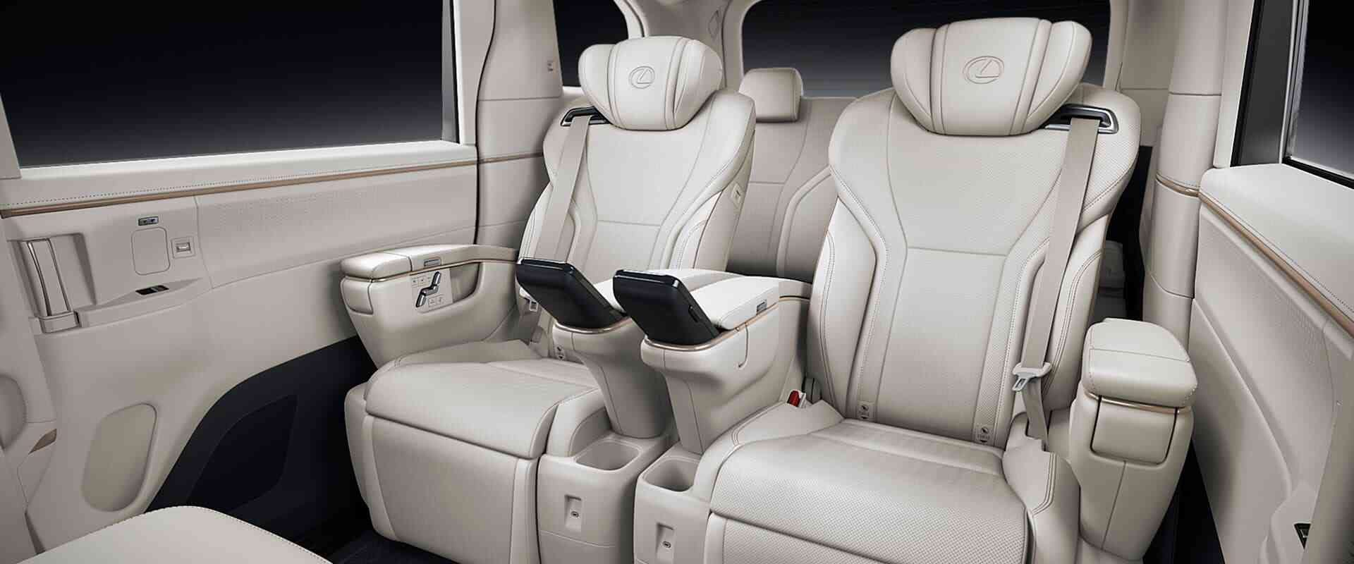 Hàng ghế thứ ba Lexus LM500h