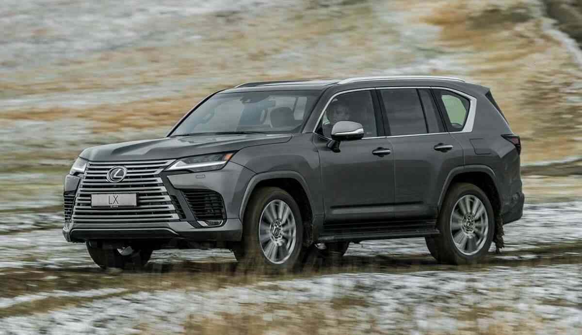 Giá xe Lexus 7 chỗ